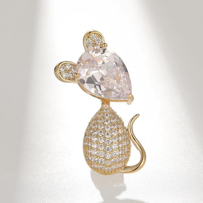 Elegant Unisex Mouse Brooch - High-End Style  Unique Personality Accessory