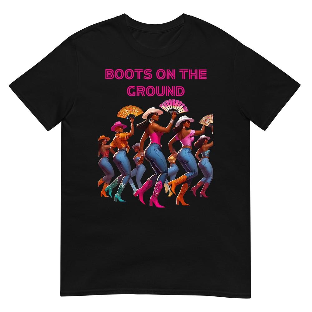 

Funny Cowgirl Boots Bling Women Gift Cute Love Country Life T-Shirt 4XL