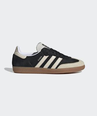 Încălțăminte unisex – Adidaşi