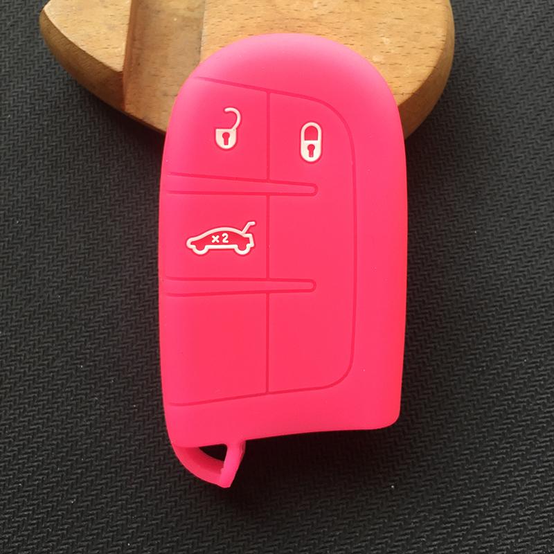 Slicone Car Key Cover Case Key Chain Protector For Jeep Grand Cherokee for Chrysler 300C Renegade for Fiat Freemont 2018