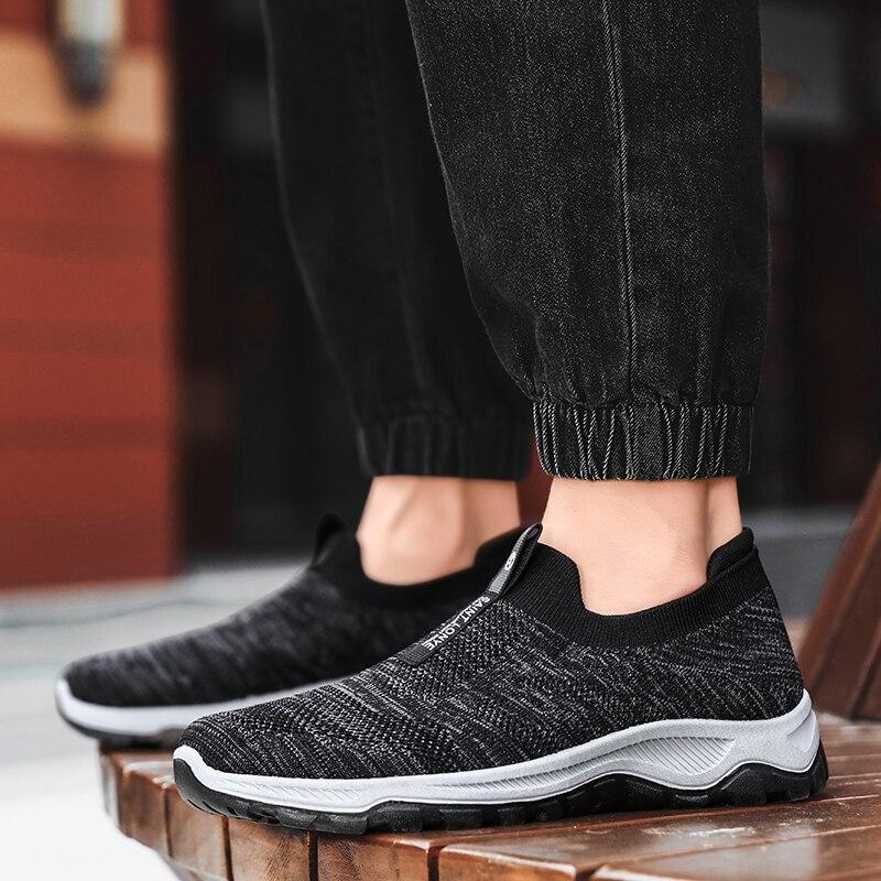 New Summer Shoes Men Loafers Light Walking Breathable Summer Comfortable Casual Shoes Men Sneakers  Plus Couple