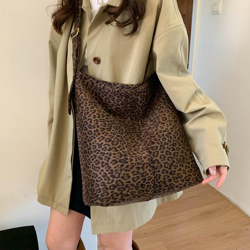 Vintage Suede Texture Simple Crossbody Tote Bag Women New Korean Style Versatile Shoulder Bag High Quality Commuter Storage Bag