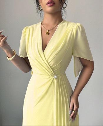 Summer European and American fashion temperament casual pleated sexy waist dress