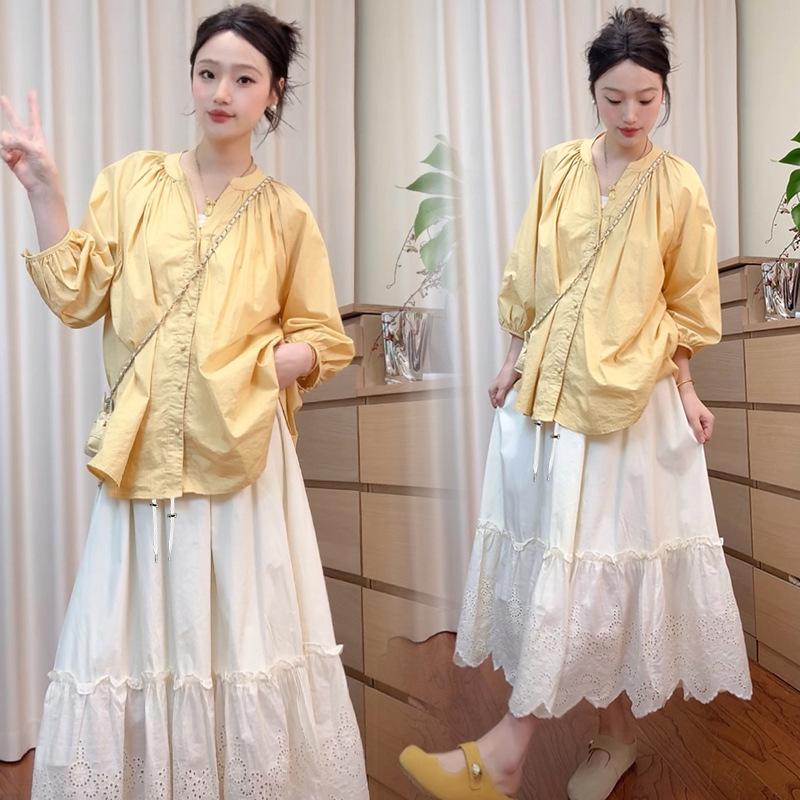 2026 Spring/Summer Korean Style Maternity Set: 3/4 Sleeve Top & Lace-Trim Skirt M