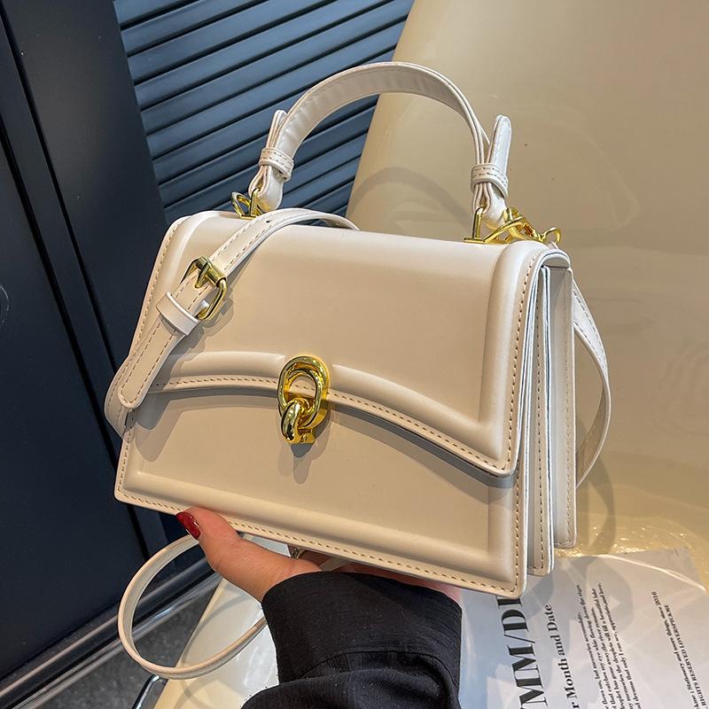 French niche fashion foreign style portable small square bag Internet celebrity 2025 new spring women shoulder crossbody armpit bag