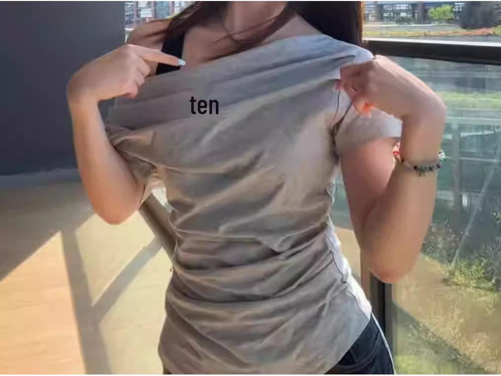 

Women s Summer 2025 Chic Slimming One-Shoulder Pleated T-Shirt Medium