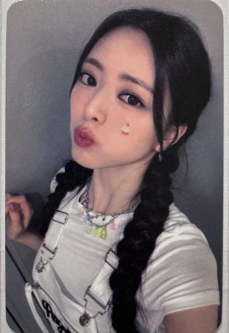 

[USED] ITZY KILL MY DOUBT Yuna Soundwave Lucky Drop Trading Cards