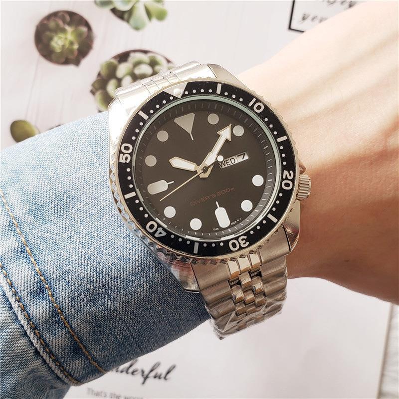 Exquisite craftsmanship stainless steel tape, high quality high quality stainless steel strap, fashionable men's watch