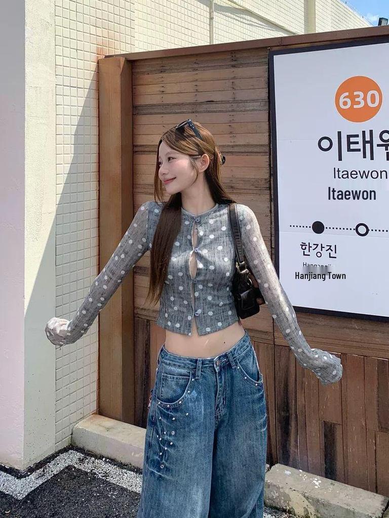 Spicy Girl Grey Polka Dot Long Sleeve Cropped T-Shirt for Women - Autumn Korean Style, Chic & Slimming
