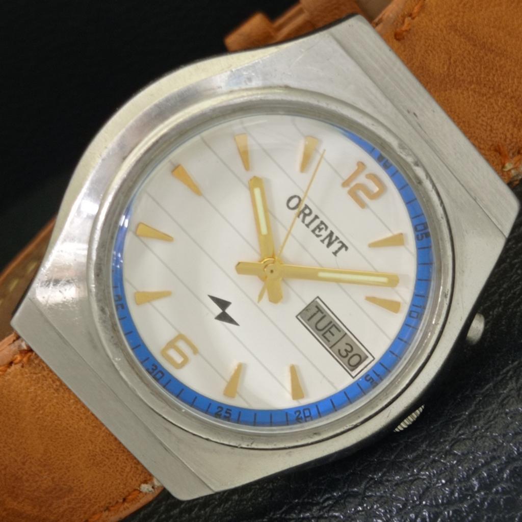 

ЯПОНИЯ ВИНТАЖ ORIENT АВТОМАТИЧЕСКИЕ 46741 МУЖСКИЕ ЧАСЫ С БЕЛЫМ ЦИФЕРБЛАТОМ a700160-5 R201-a700160