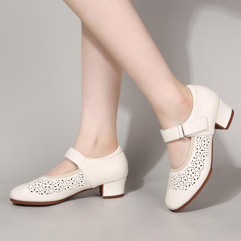 2025 neue Tanzschuhe Tanzschuhe Damen Weichsohlenlehrerschuhe Körpertrainingsschuhe Square Dance Damenschuhe Lateintanzschuhe