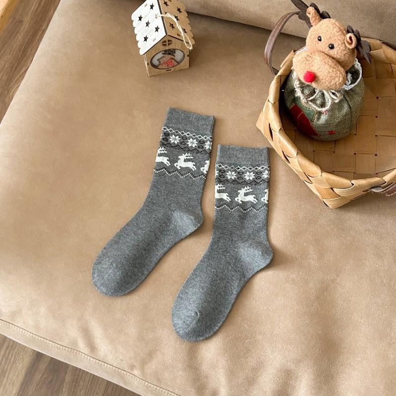 Grey Socks, Women's Retro Deer Cotton Socks, Mid-calf Socks for Autumn and Winter, Ethnic Style, Pile Long Calf Socks