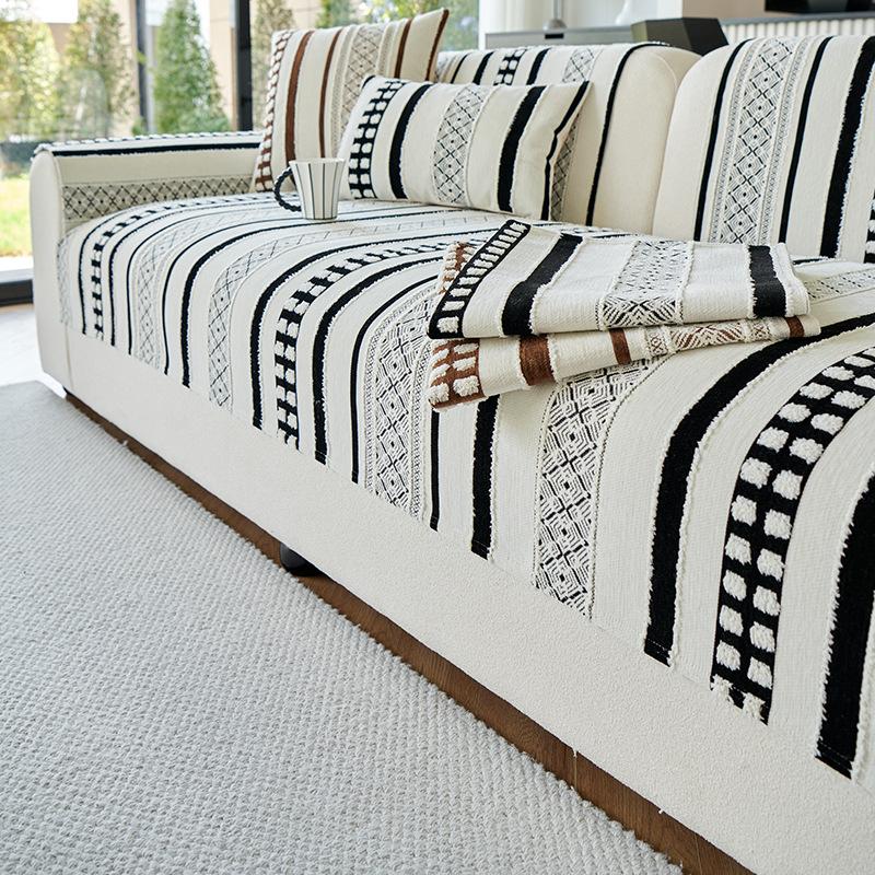

Chenier Sofa Cover Cloth Is Universal In All Seasons New Light Luxury High-End Non-Slip A Whole Full-Cover Sofa Towel 70*70cm