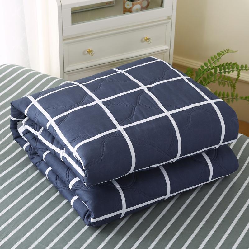 

Летнее прохладное пледовое одеяло из стираного хлопка, удобное легкое тонкое одеяло с кондиционером, простое одеяло с перьями для взрослых и детей 150X200cm Thin Quilts темно-синий