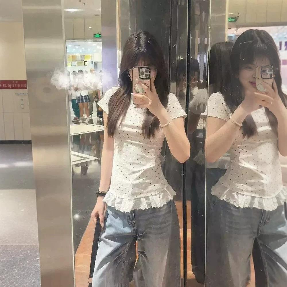 Korean girl lace splicing polka dot short-sleeved t-shirt women's summer slim and thin sweet and spicy shoulder top