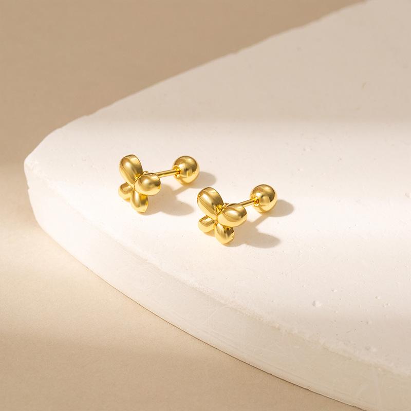 Gold-Plated Earring Set: Simple Star, Heart & Flower Design in Yellow Brass and Titanium Steel Ear Studs.