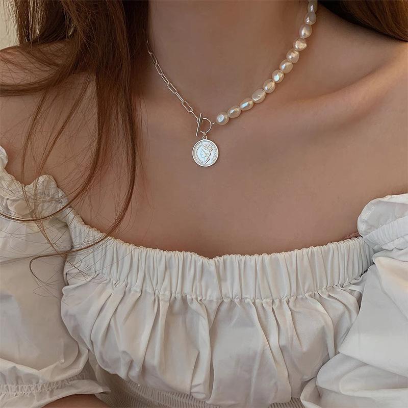 French Retro Freshwater Pearl Portrait Coin Pendant Necklace Korean Personality Versatile Neck Chain Collarbone Chain