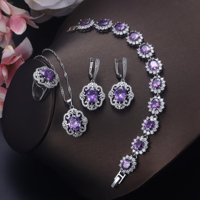 

Комплект украшений изумрудами, кольцо, браслет, ожерелье, серьги 10#