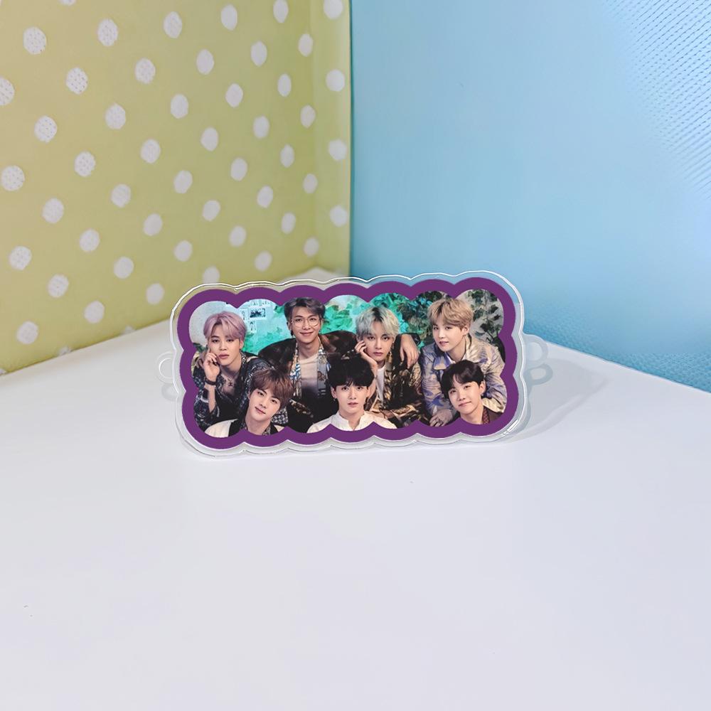 

BTS Cute Phone clip with Wavy Frame, Bangtan Boys Photo Holder, Member Name Printed Back Clip, Kpop ARMY Fans Phone Charm( Just a phone clip) BTS