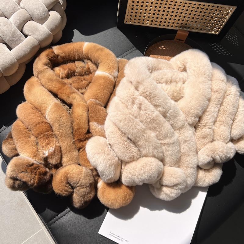 Fashion genuine rex rabbit fur shawl Girls warm neck-protecting scarf Women winter stylish double-sided thickened fur scarf cape