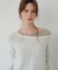 LETTERA Soft Curve Off-Shoulder Knit