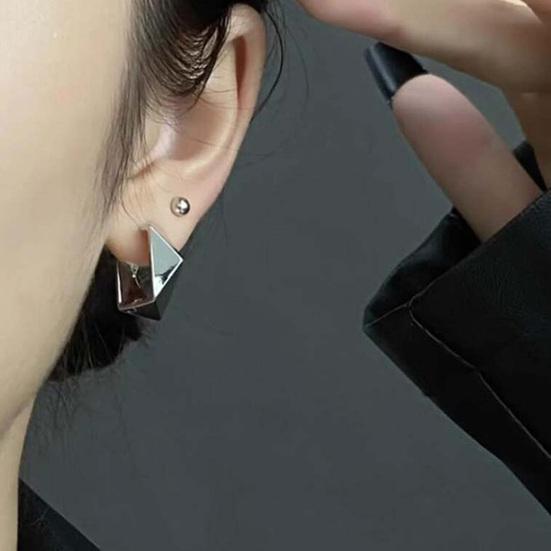 1 Pair Hoop Earrings for Women, Thick Chunky Geometric Rhombus Earrings, Statement Small Huggie Hoop Earring