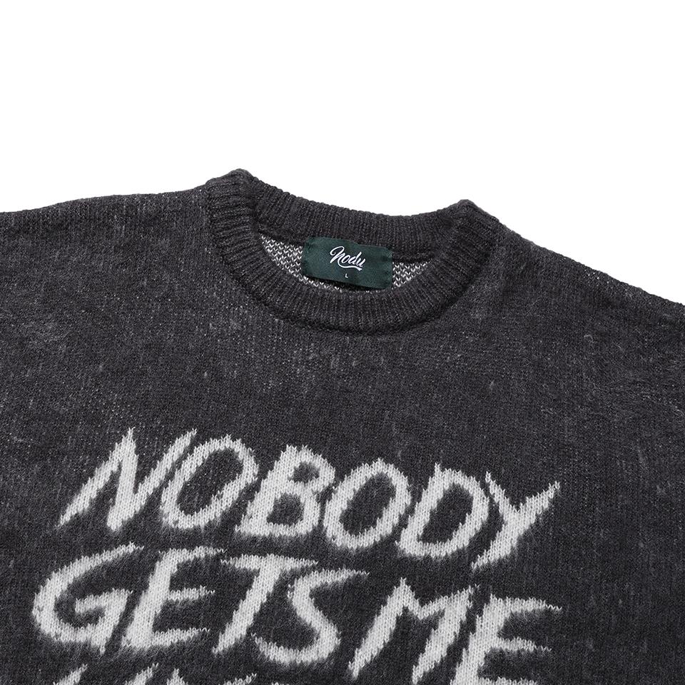 NODU Brushed Lettering Jacquard Round Hairy Knit [Charcoal]