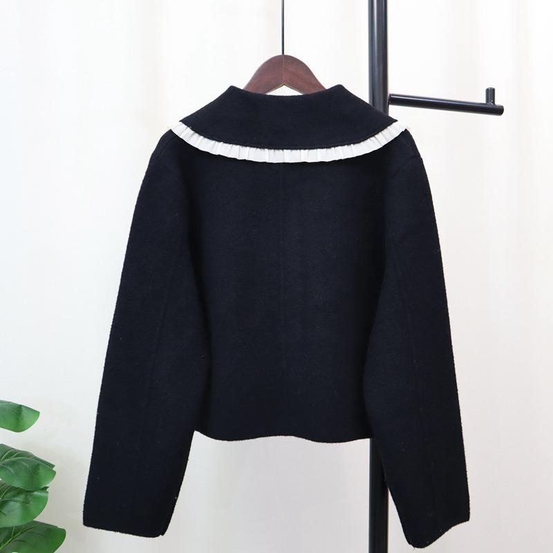 Autumn and winter new contrasting color doll collar knitted double-sided cardigan loose short temperament sweater jacket women