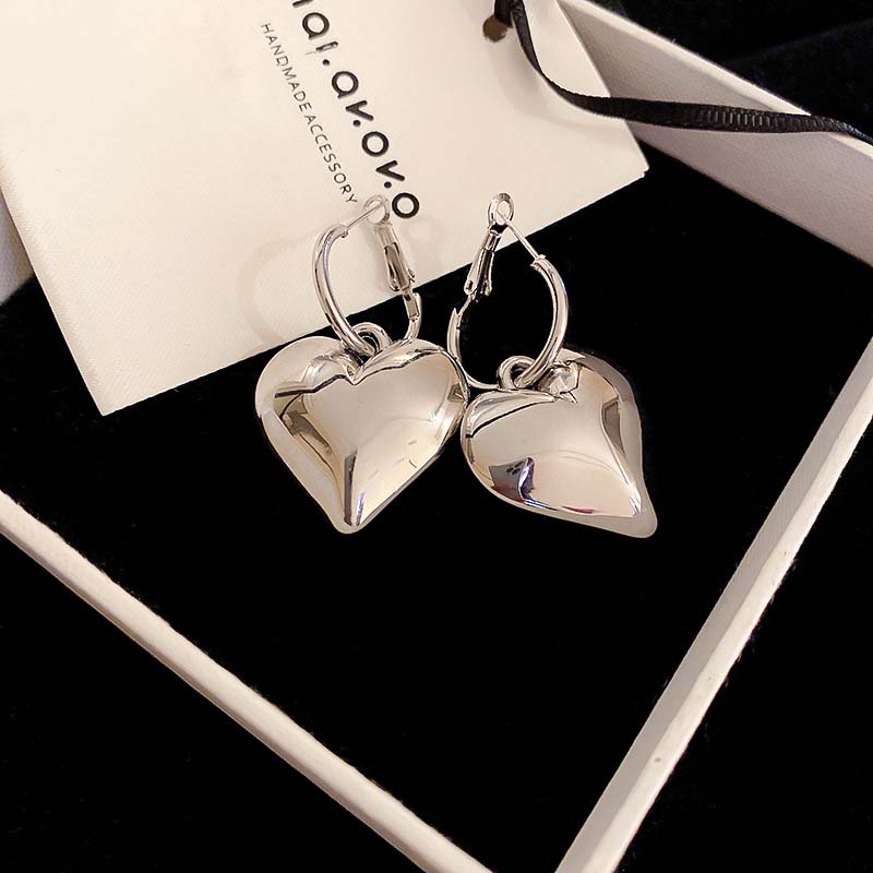 Silver Big Heart Pendant Earrings For Women Exaggerated Metal Geometric Huggie Hoop Earrings Jewelry Gift