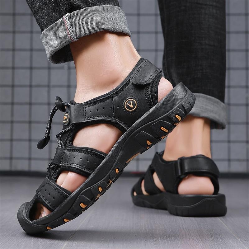 Hollow-out Wading Shoes Men Sandals Hiking Shoes Summer Casual Beach Sandals Plus Size