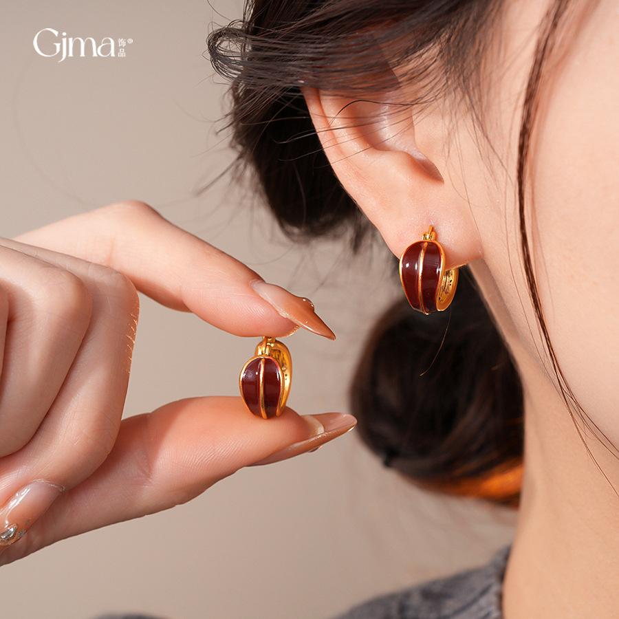 Hong Kong style retro simple red oil drop round earrings ear buckle versatile personalized earrings women