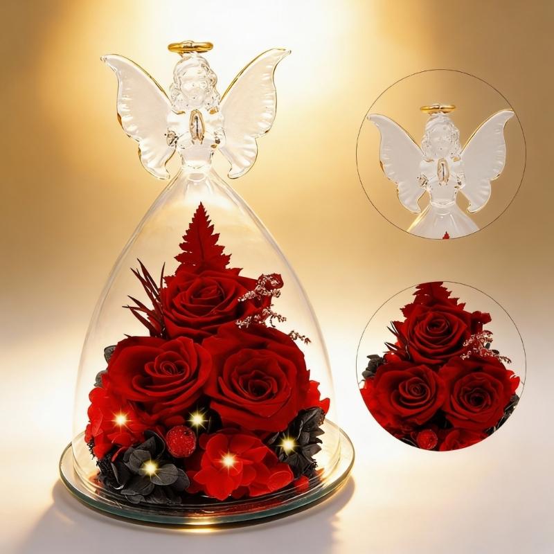 Festliche Engel-Glasglocke mit konservierter Rose – ein wunderschönes Accessoire für Weihnachts- und Valentinstagsdekorationen und als charmantes Wohnaccessoire.