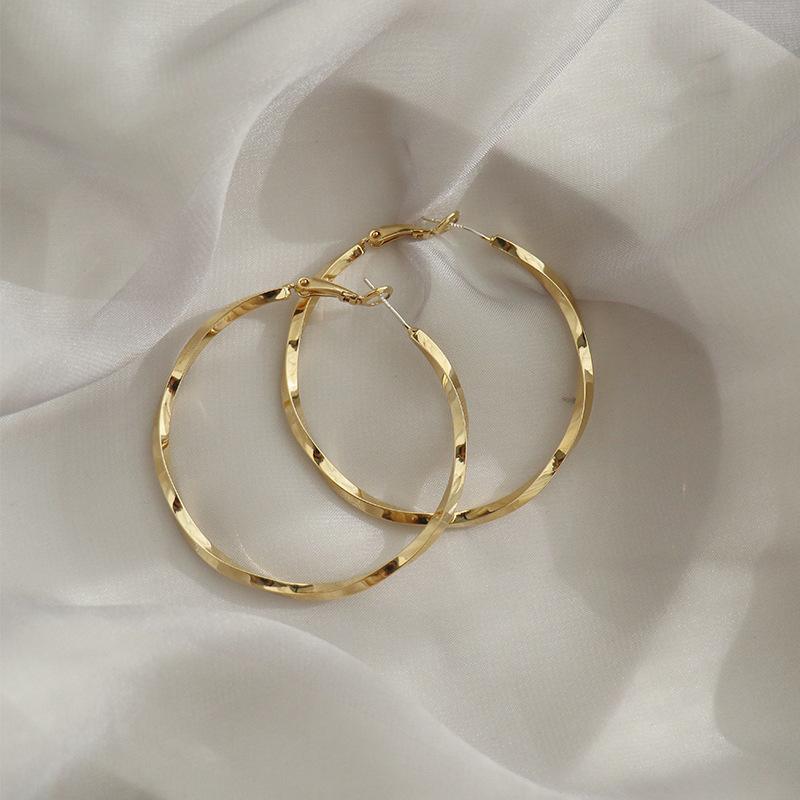 Gold French Simple Round Plain Ring Earrings Light Luxury Earrings Hong Kong Style Earrings