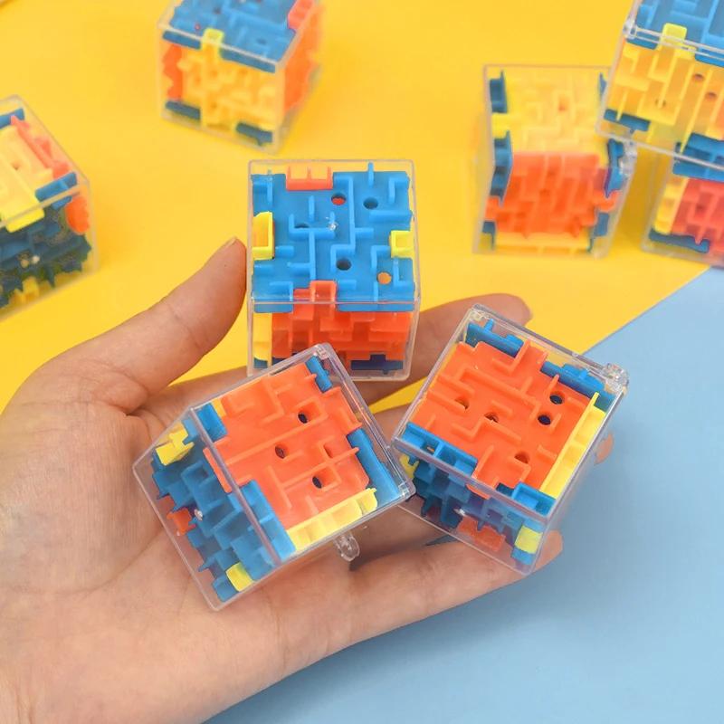1/2/4pcs 3D Cube Maze Cube Maze Puzzle Breakthrough Toys for Children Toys for Boys and Girls Holiday Party Gifts