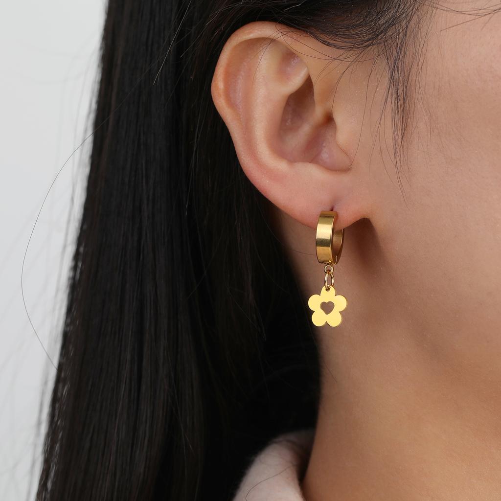 Cazador Gold Color Sakura Flower Pendant Earrings for Women Girls Stainless Steel Jewelry Drop Earrings Gift Wholesale 2026