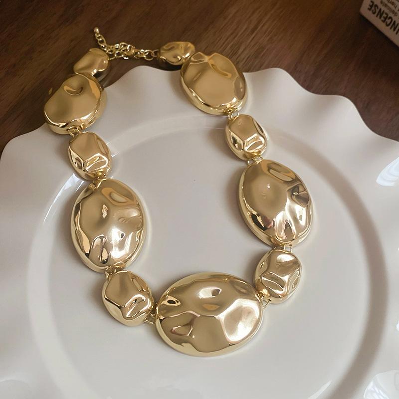 European and American Cross-border Exaggerated Geometric Flower Necklace Accessories Women's Summer High-end Clavicle Chain Niche Personality Items