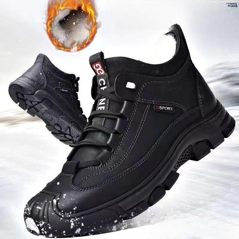 Winter Cotton Shoes for Men with Plush Insulation Snow Boots with High Top Comfortable Non Slip Wear-resistant Men's Shoes Outdoor Casual Shoes
