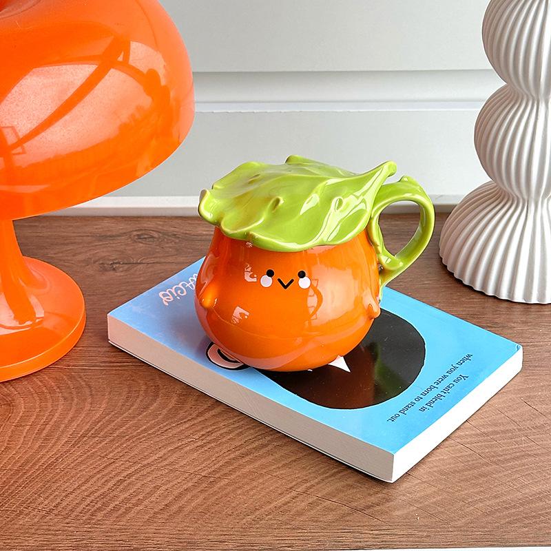 

Funny ceramic cup with lid cute bizarre mug birthday gift girls practical souvenir cup 301-400ml