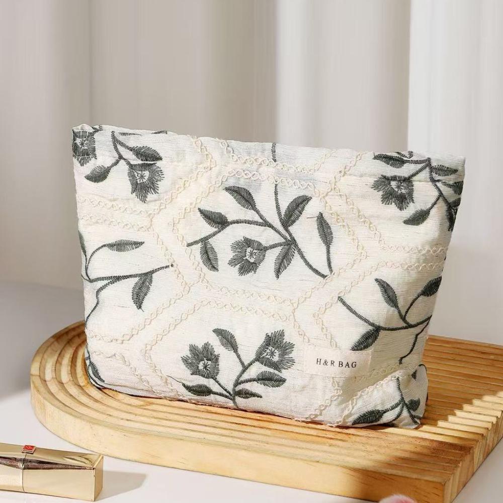 Flower Embroidery Clutch Makeup Bag Portable Large-Capacity Toiletry Bag Fresh Design Skincare Storage Bag Skincare Organization