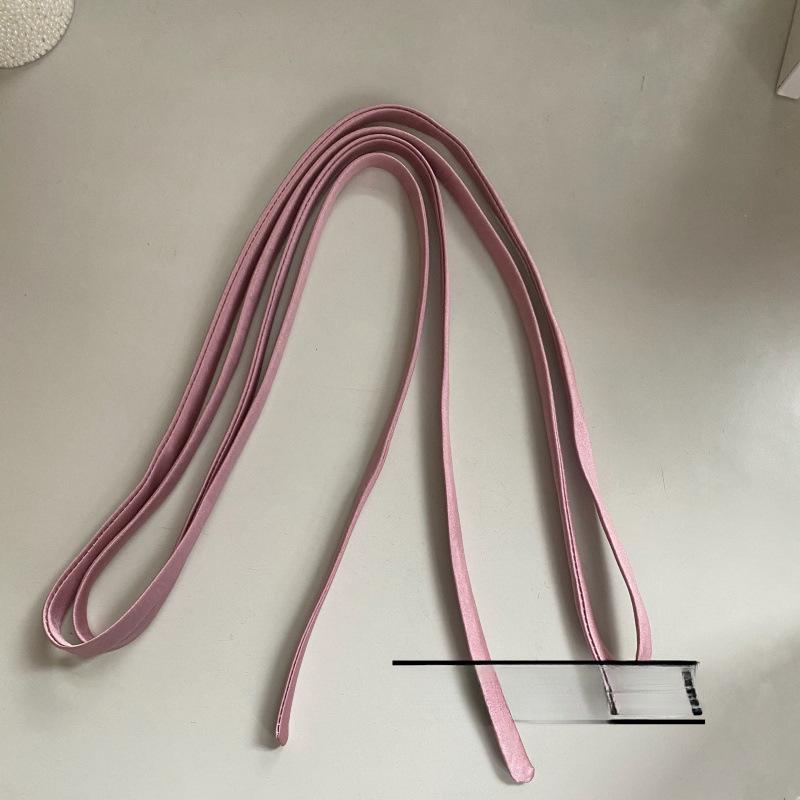 שמלת כלה מסאטן עם שרוכים, פפיון וסרט לשיער, עמידה ורב-תכליתית לכלה