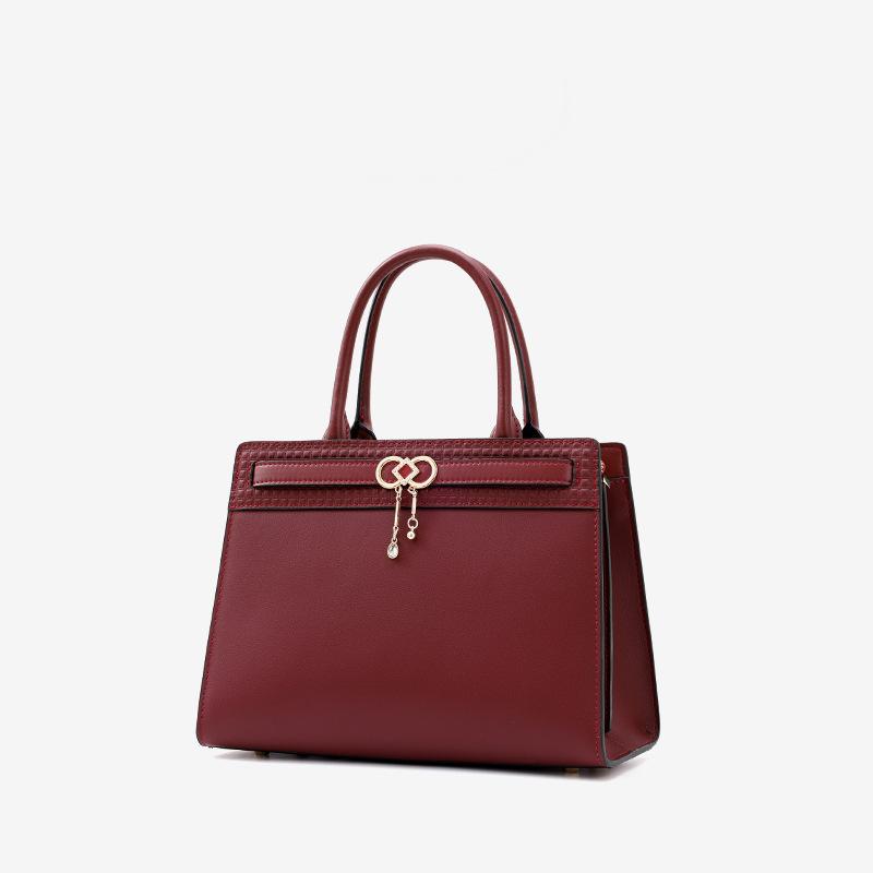 Neue einfarbige Damentasche, neues Kunstdesign Mode Hardware Damenhandtasche, hochwertige Haptik Schulter-Umhängetasche