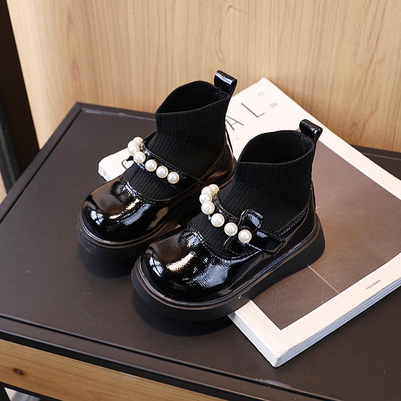 2025 Autumn Girls' Fashion: Versatile Pearl-Adorned Mid-Calf Leather Princess Boots