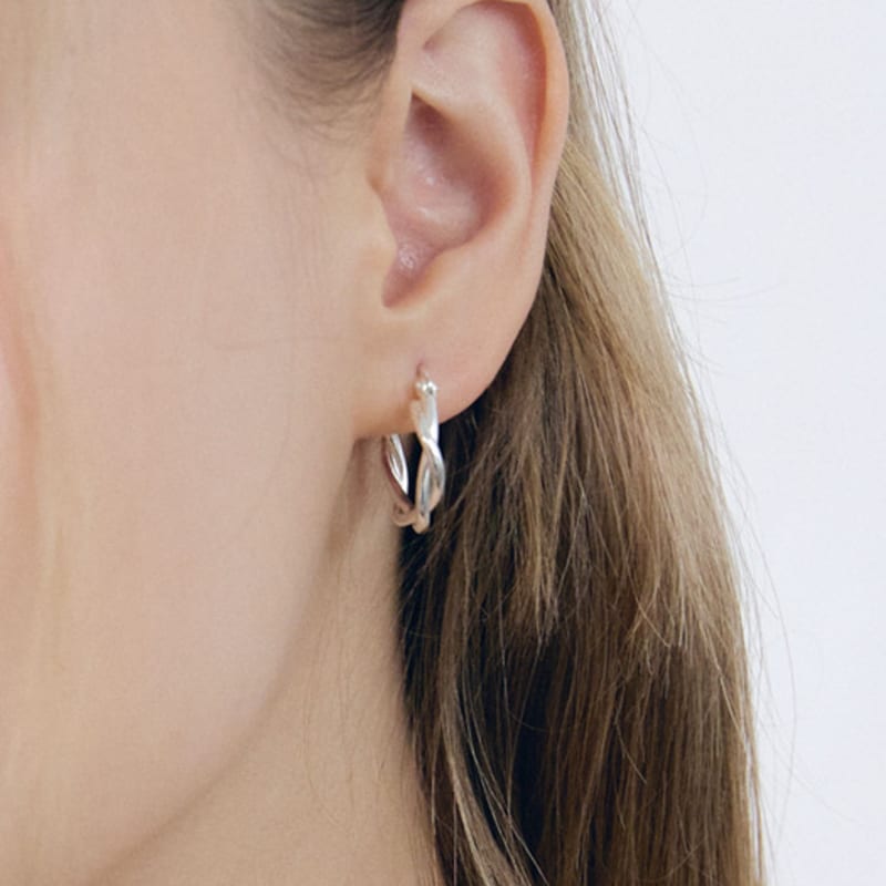 

NUOY (925 Silver) Silver Twist Ring Earrings NONE