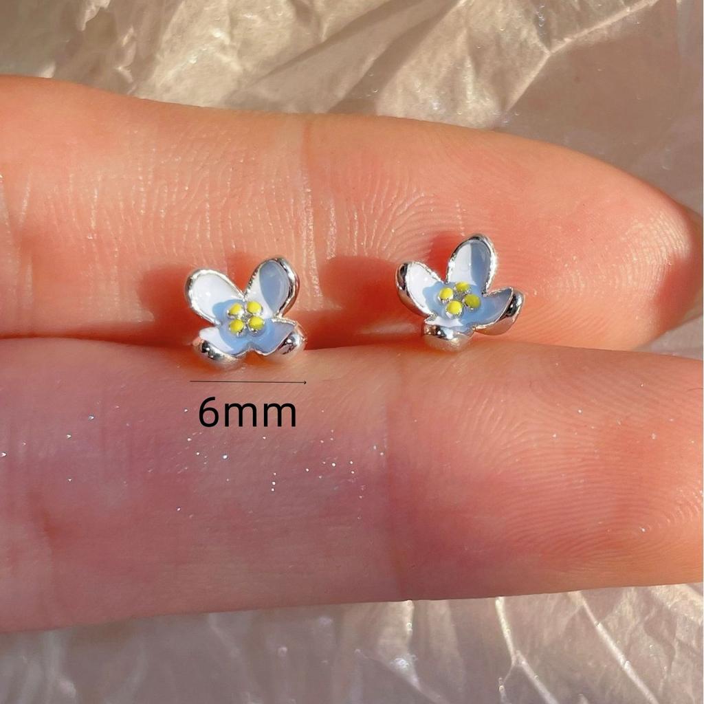 Small Blue Lilac Flower Stud Earring for Women Sweet Temperament Mini Jewelry Accessories Christmas Day Gift