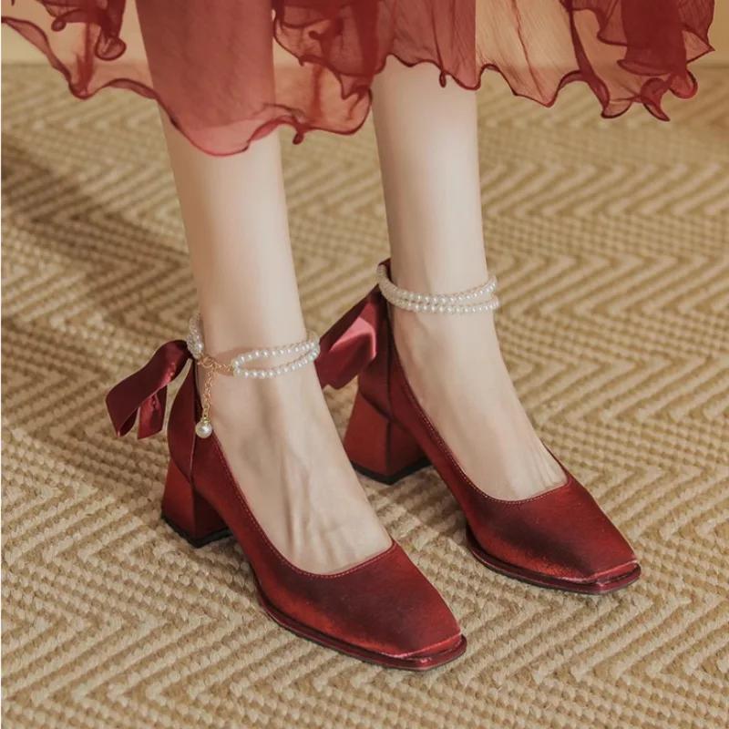 Fashion 2025With Medium Heels Woman Pumps Square Toe Pearl Shoes for Women On Sale Young Promotion Spring Fashion Wedding Bride Shoe