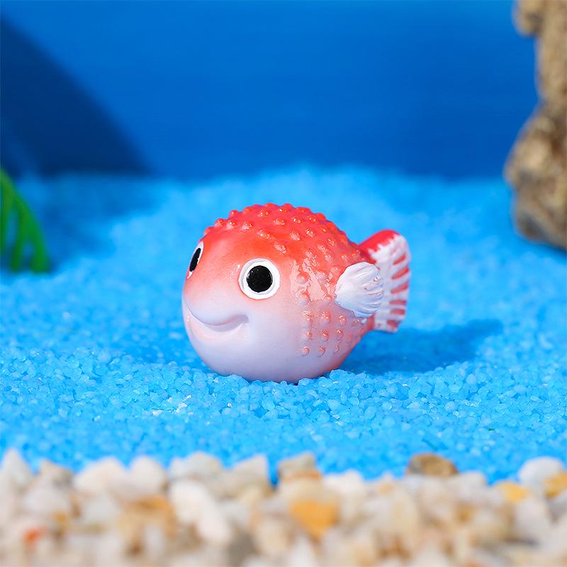 Mini Marine Animal Resin Ornaments: Cute Dollfish, Shark, and Crab
