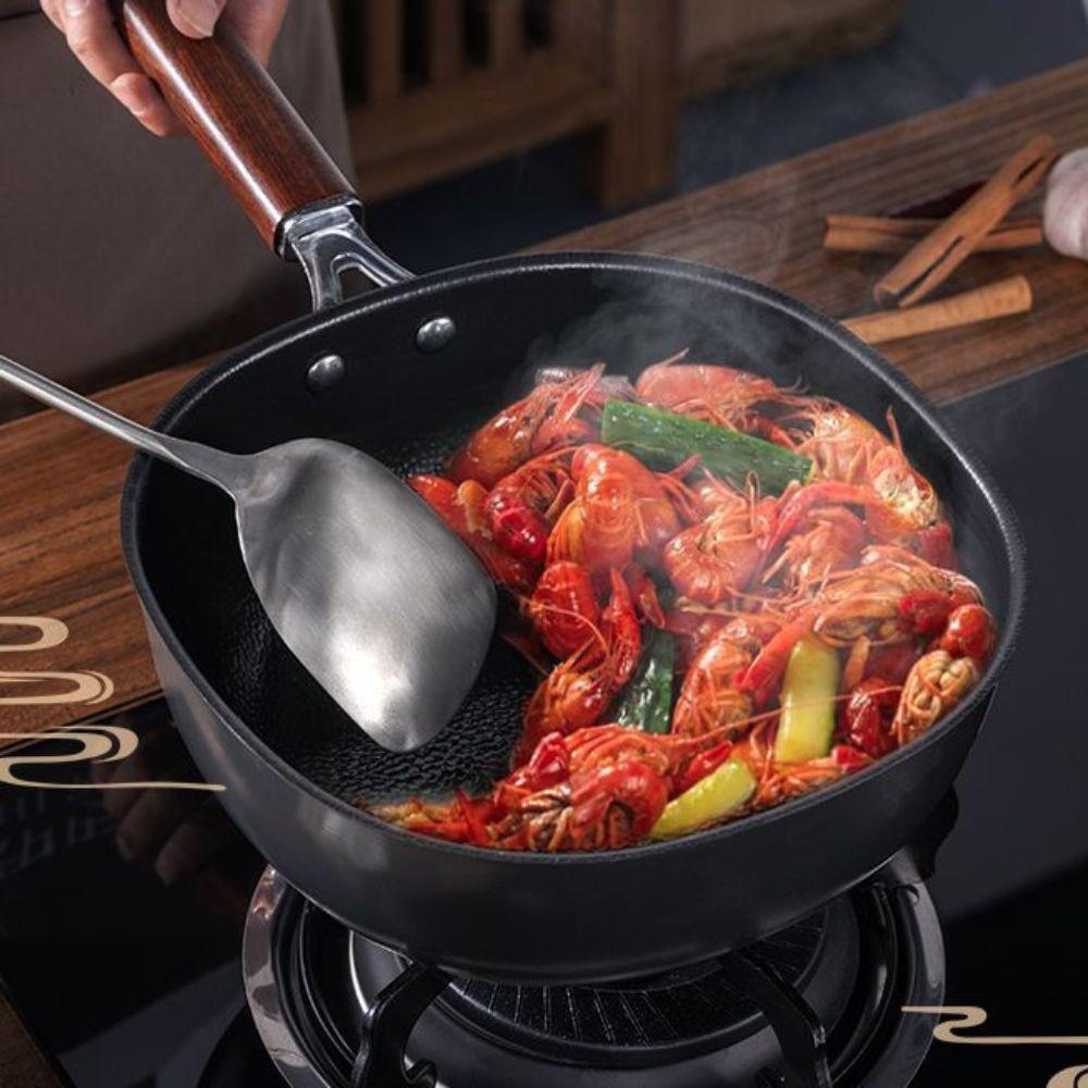 Durable Refined Iron Square Frying Pan No Coating Flat Bottomed Wok Wood Handle with Visible Cover Nonstick Pan Chef
