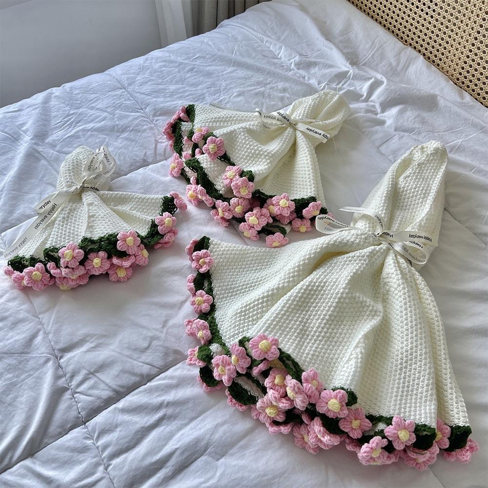 Crochet Rose Bouquet Blanket Sunflower Carnation Fashion Artificial Knitted Blanket DIY Craft Finished Flower Bouquet Blanket