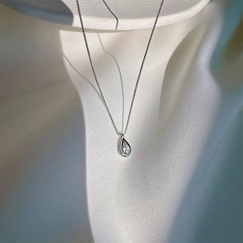 Zhongying Exquisite Teardrop Zircon Clavicle Necklace - Women's High-end Design Choker