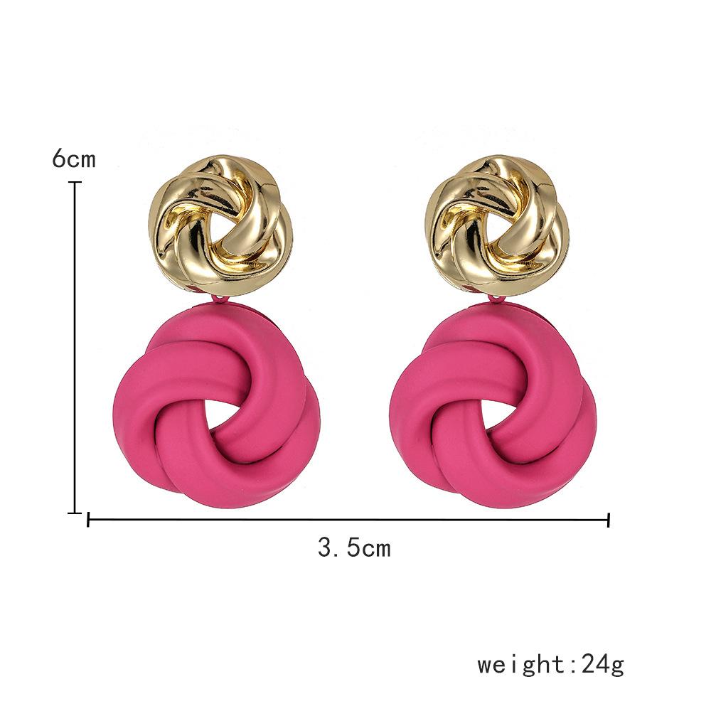 

Модные цветные контрастные серьги с лаком для выпечки, серьги из жареного теста, металлические серьги с полым узлом, элегантные женские серьги 6*3.5cm светлый кармин розовый